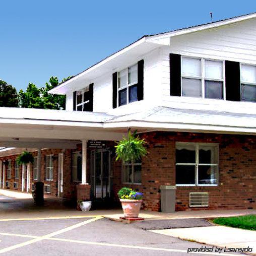 Durham Skyland Inn Bagian luar foto