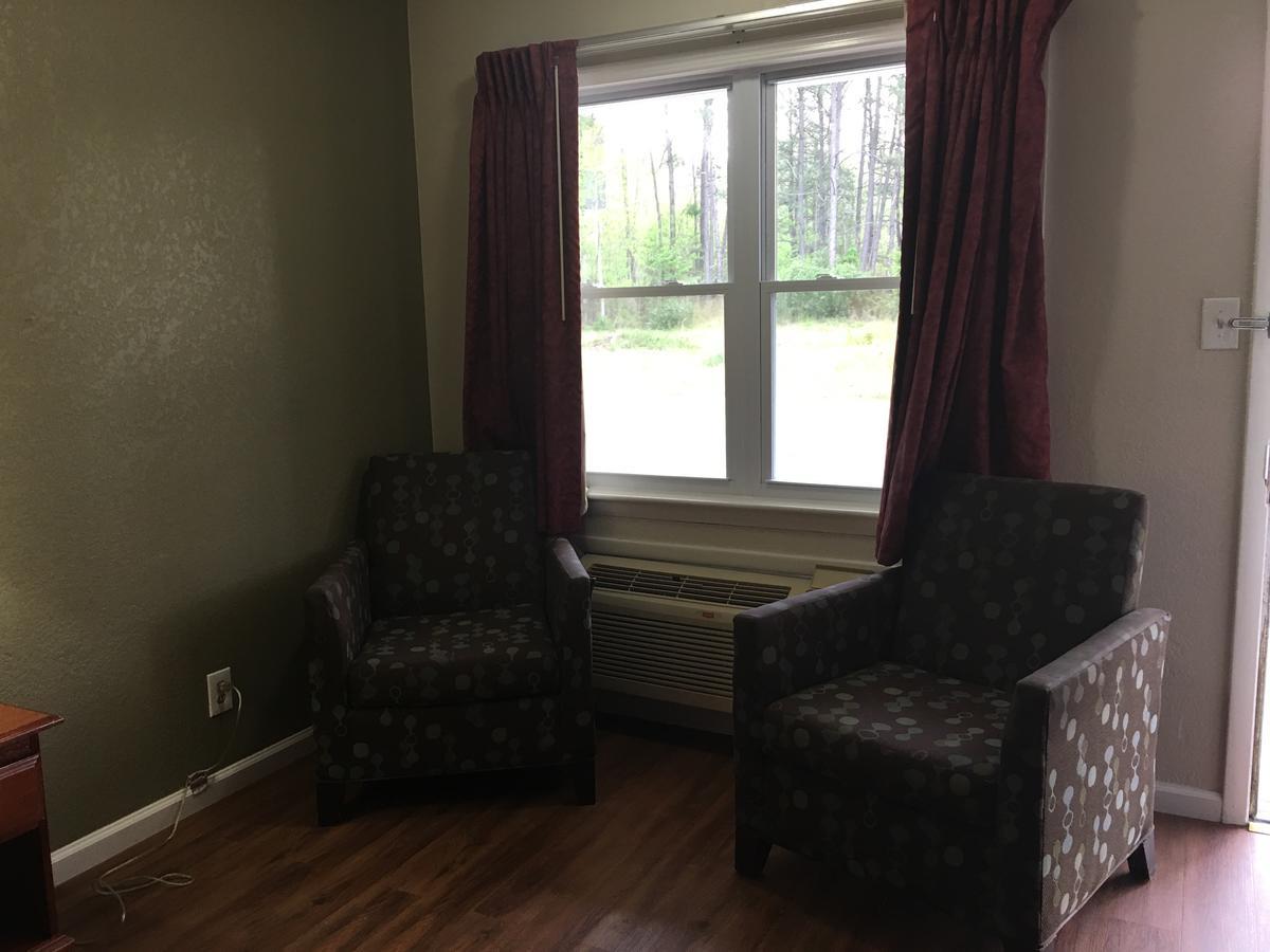 Durham Skyland Inn Bagian luar foto